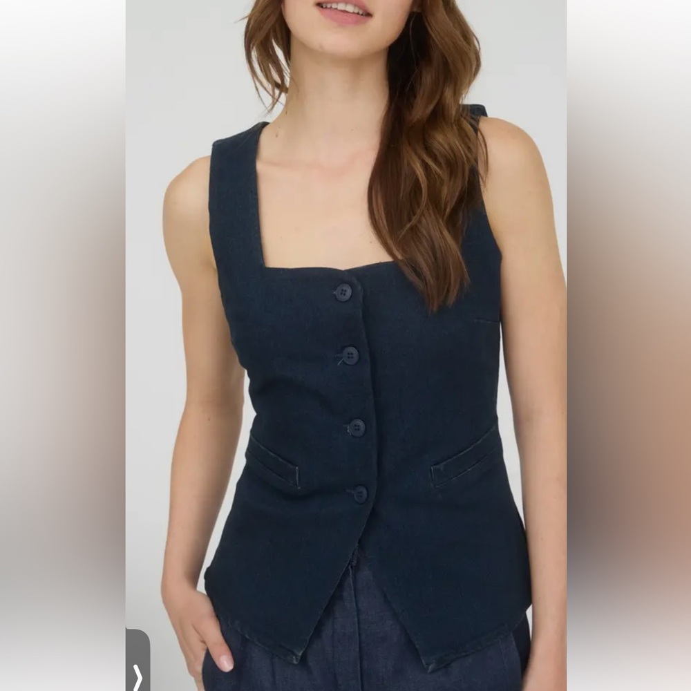 Nordstrom Navy Square-Neck Button Front Vest Tank - Picture 3 of 11
